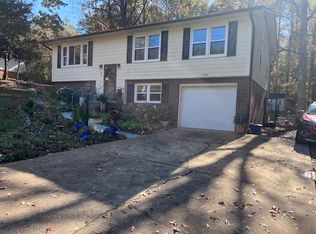 1502 Cherokee Dr #A, Seneca, SC 29672