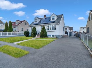 144 Orvis Rd, Revere, MA 02151