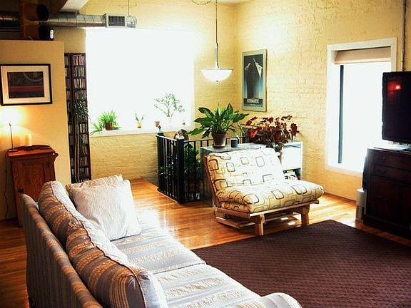 Main room, facing stairwell