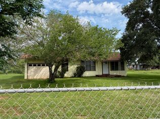 1920 SUTHERLAND SPRINGS RD, Floresville, TX 78114