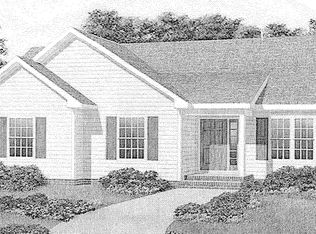 2 Joshua Ln, Hollis Center, ME 04042