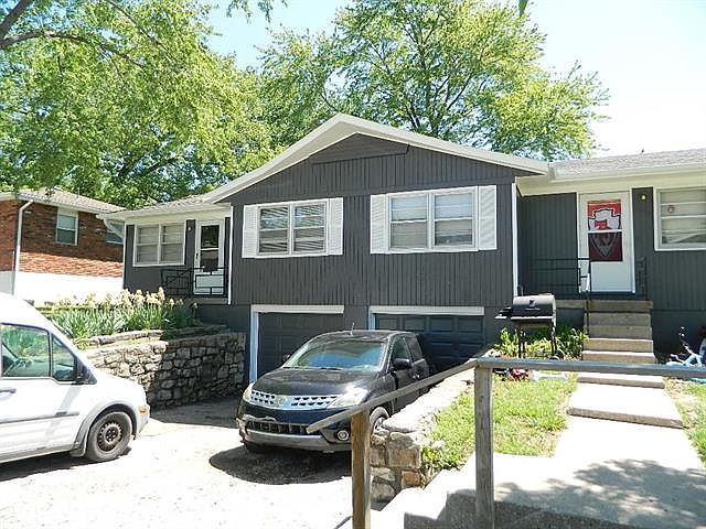 1st image of 1515-7 N 63rd Ter