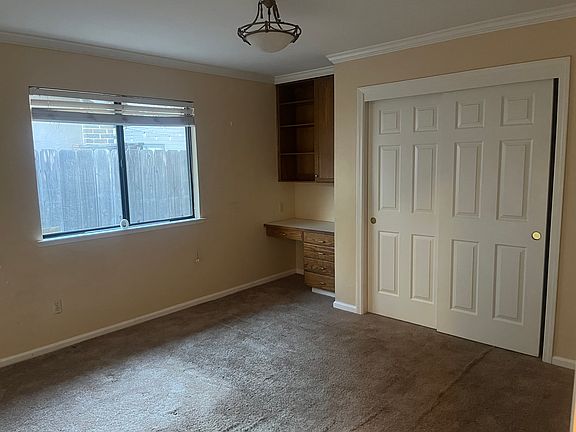 2nd image of 3002 Rosewood Dr