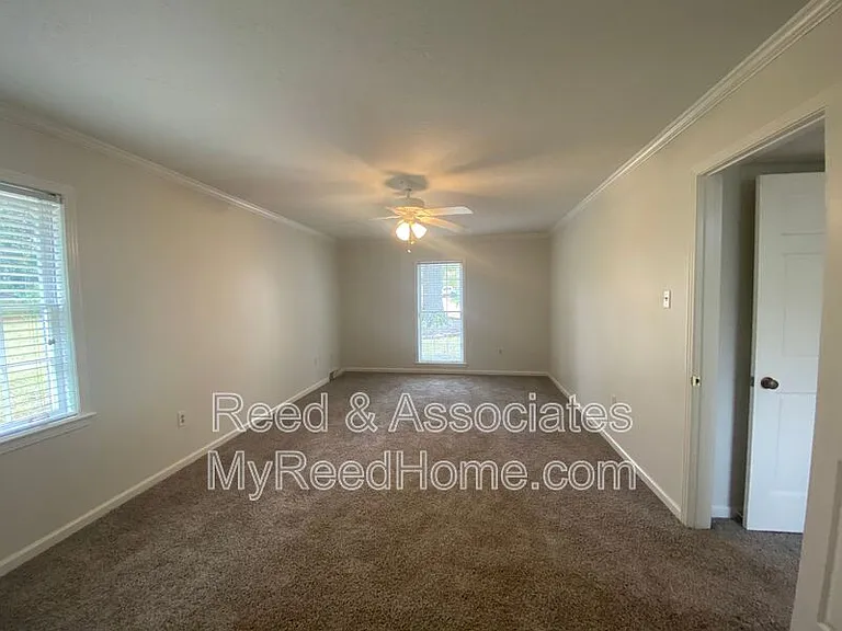 8403 Pine Valley Ln — Photo 7