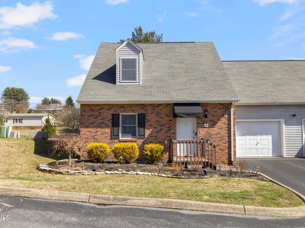 2700 Indian Ridge Rd #4, Johnson City, TN 37601