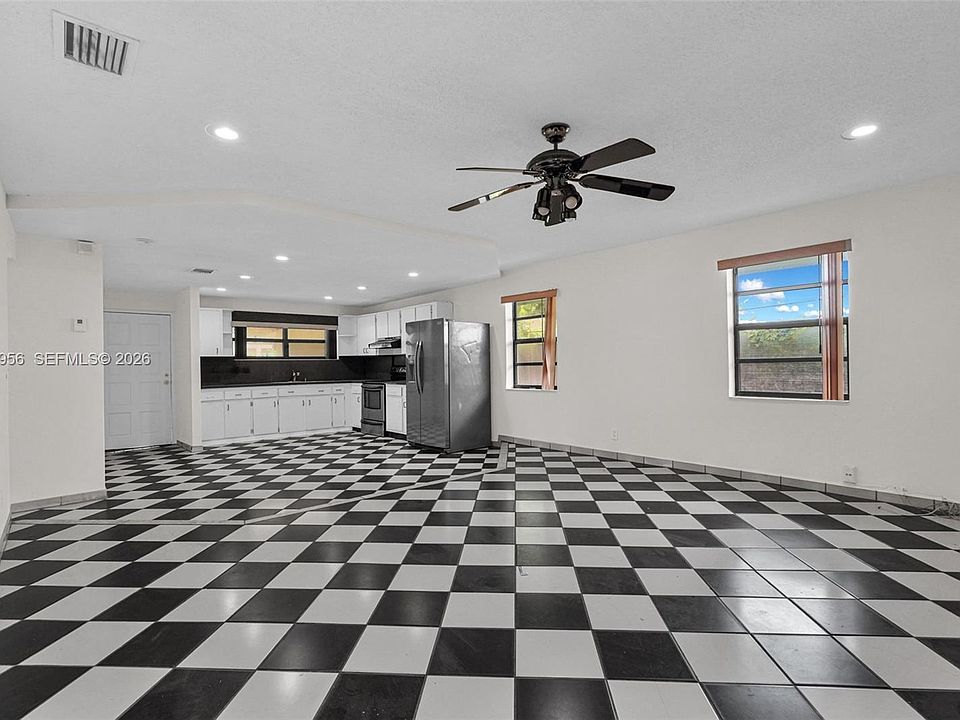1st image of 81 NW 41st St #2