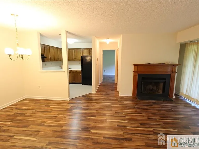 1103 Aspen Dr — Photo 6