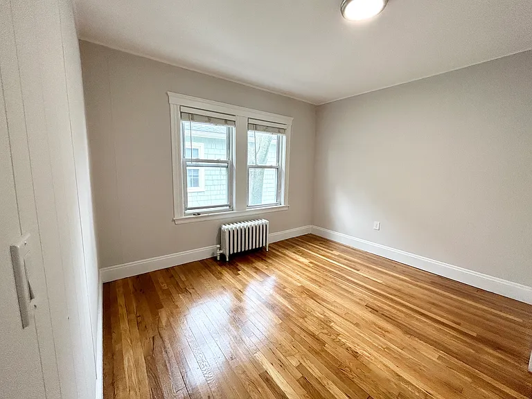 120 Hillside St #2D — Photo 8