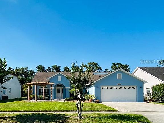 4th image of 11561 Blackmoor Dr