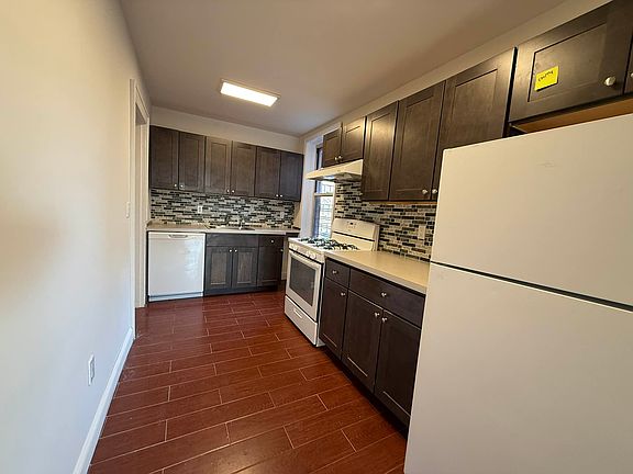 3rd image of 68-20 Burns St #2