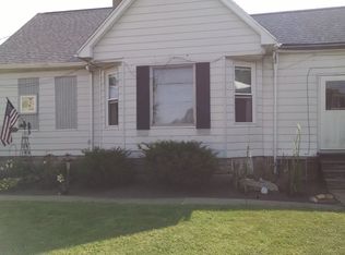 909 Court St, Pekin, IL