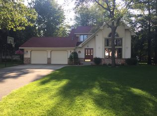 718 Adams St, East Tawas, MI 48730