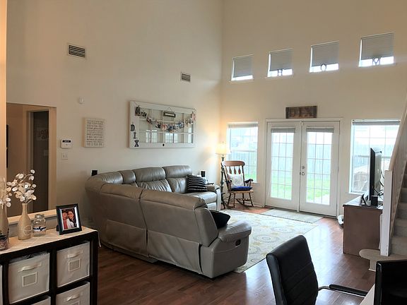 2nd image of 2413 Keaton Ct
