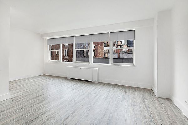 1st image of 155 E 34th St APT 10U
