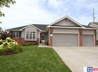 2130 Vavrina Ln, Lincoln, NE 68512