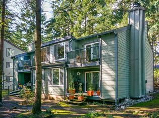 14533 NE 30th Pl #D, Bellevue, WA 98007
