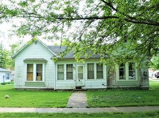 201 3rd St, Ivesdale, IL