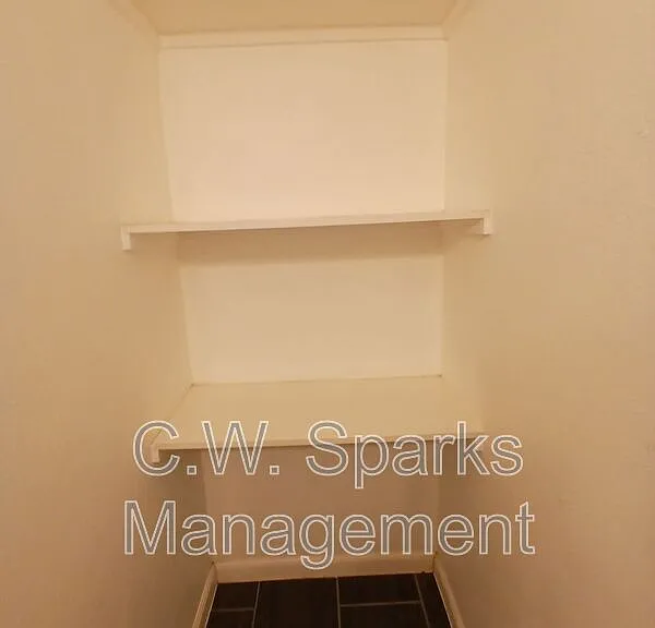 3610 Berrywood Cir — Photo 35