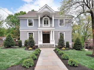 16 Vinton Rd, Madison, NJ 07940