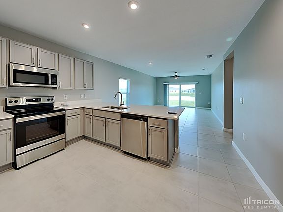 4th image of 261 Gannet Ct