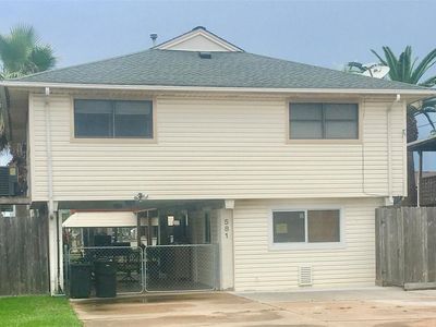 581 Warsaw St, Bayou Vista, TX, 77563