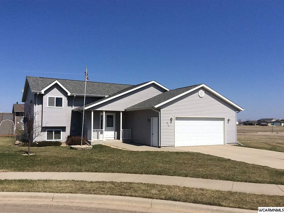 1st image of 402 Berlin Cir