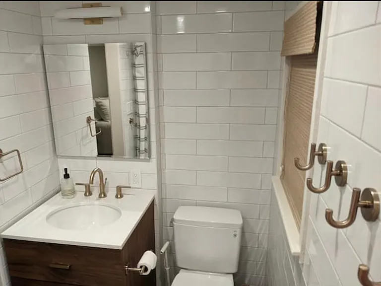 425 Capitola Ave — Photo 10