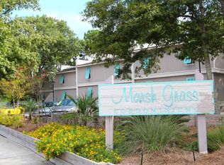 1529 Ben Sawyer Blvd, Mount Pleasant, SC 29464