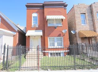 3658 W Grand Ave, Chicago, IL 60651