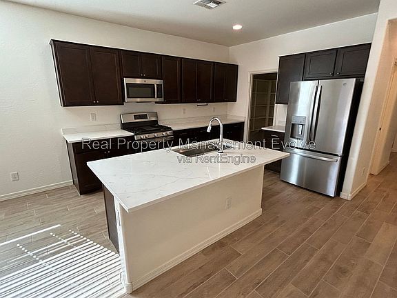5th image of 5731 W Encinas Ln