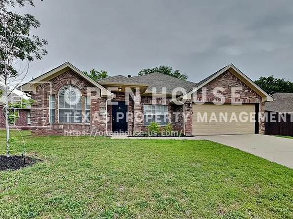 2606 Whetstone Dr, Corinth, TX 76210