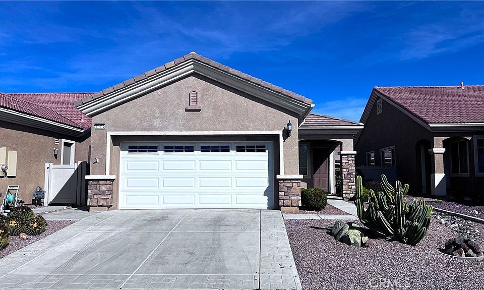 1st image of 19460 Tor Hill Ln