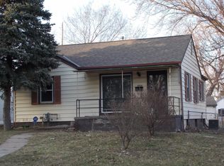 3034 Belvedere Blvd, Omaha, NE 68111