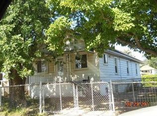 17301 Flora St, Melvindale, MI 48122