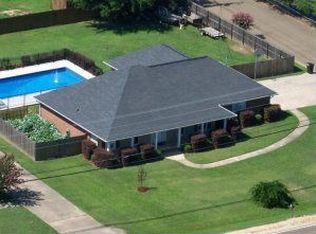 3294 Yorkville Rd E, Columbus, MS 39702