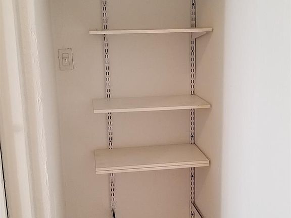 5th image of 260 Carl St #4