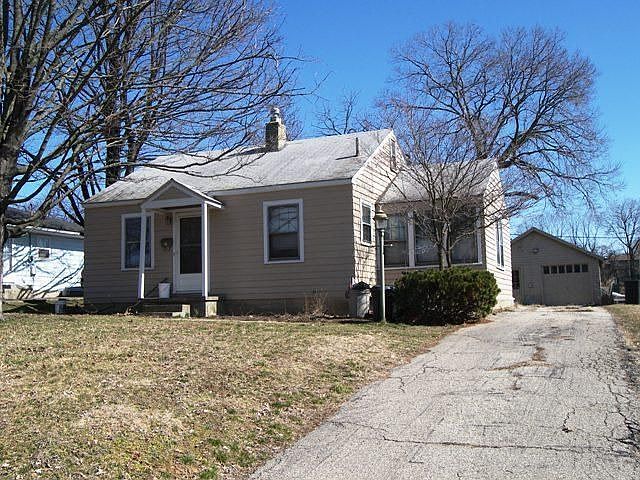 1st image of 21 Red Bud Dr