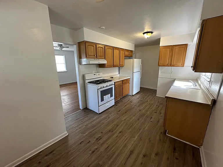 1115 N Winnebago St #1 — Photo 8