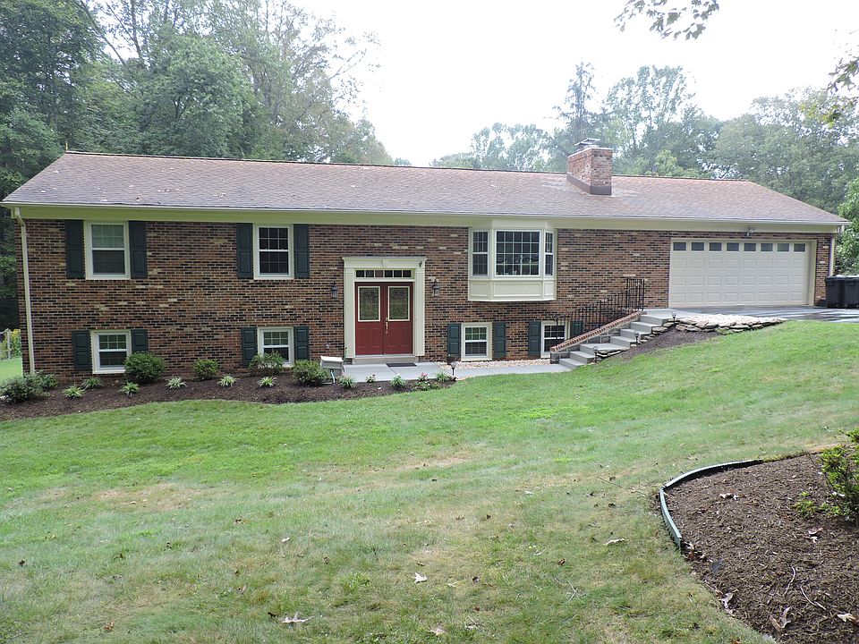 1st image of 8920 Harrivan Ln