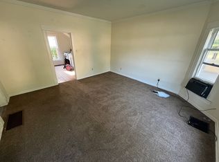 718 S Forest Ave #2, Carbondale, IL 62901