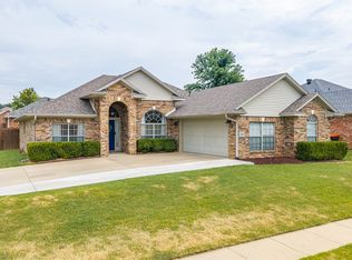 320 Crystal Vw, Van Buren, AR 72956