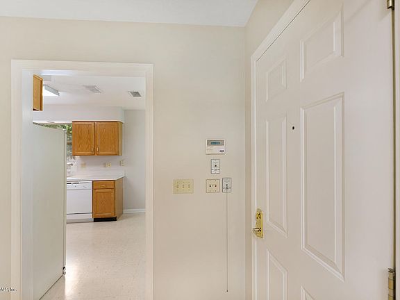 4th image of 13644 Gordonia Ct