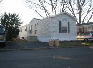 43 Farm Ln, Washingtonville, NY 10992