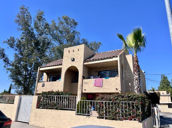 12521 Saticoy St APT 9