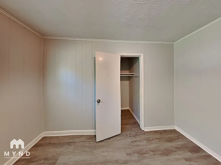 1407 Sycamore Dr NW — Photo 20