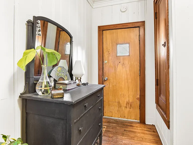 1135 Williamson St #1 — Photo 9