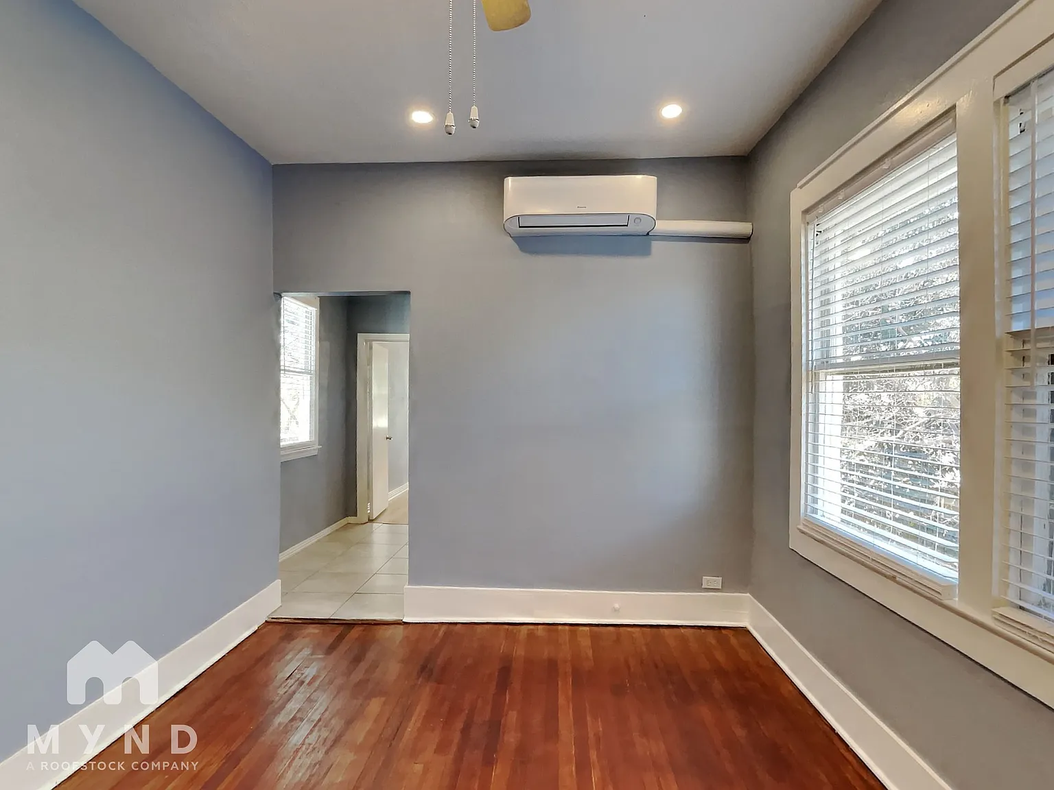 1 bed, 1.0 bath, 500 sqft, $895 — Photo 3