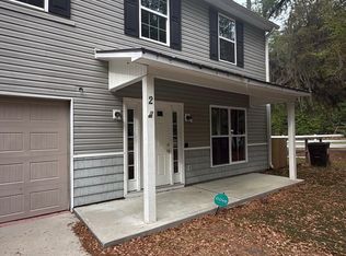 2 Mint Farm Dr, Beaufort, SC 29906