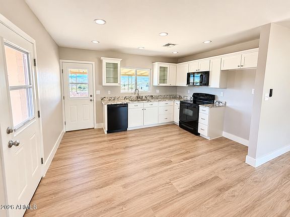 2nd image of 301 W BRISTOL Road