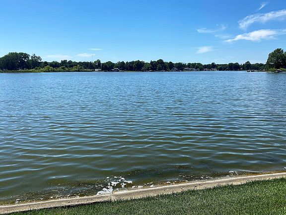 2nd image of 11125 Pontoon Dr